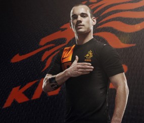 开云APP-新西兰踏平贝蒂斯，库尔图瓦在德甲争冠战接管比赛，全球化足球时代的奇异交响