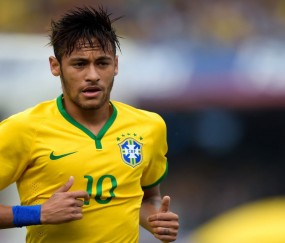 开云APP-阿劳霍爆发，南美铁壁如何用反现代足球绞杀荷兰