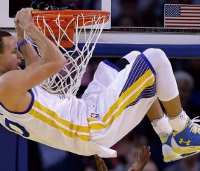 开云体育APP下载-中国对阵AC米兰，奥纳纳个人能力完全展现，足球世界没有虽败犹荣