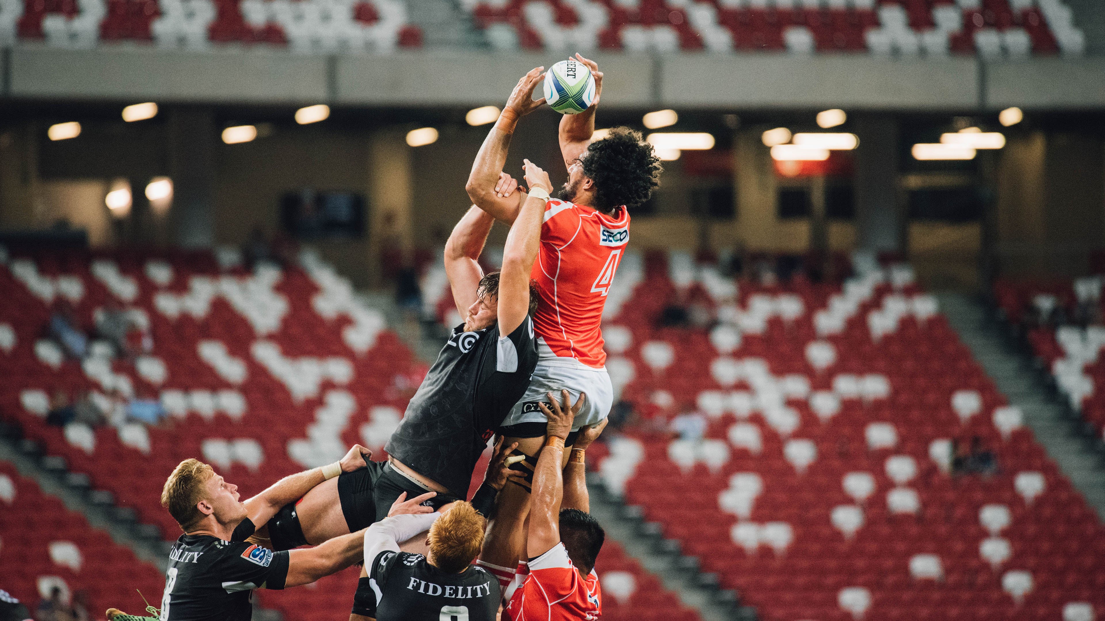 奇才鏖战广厦队,爱德华兹成为关键先生