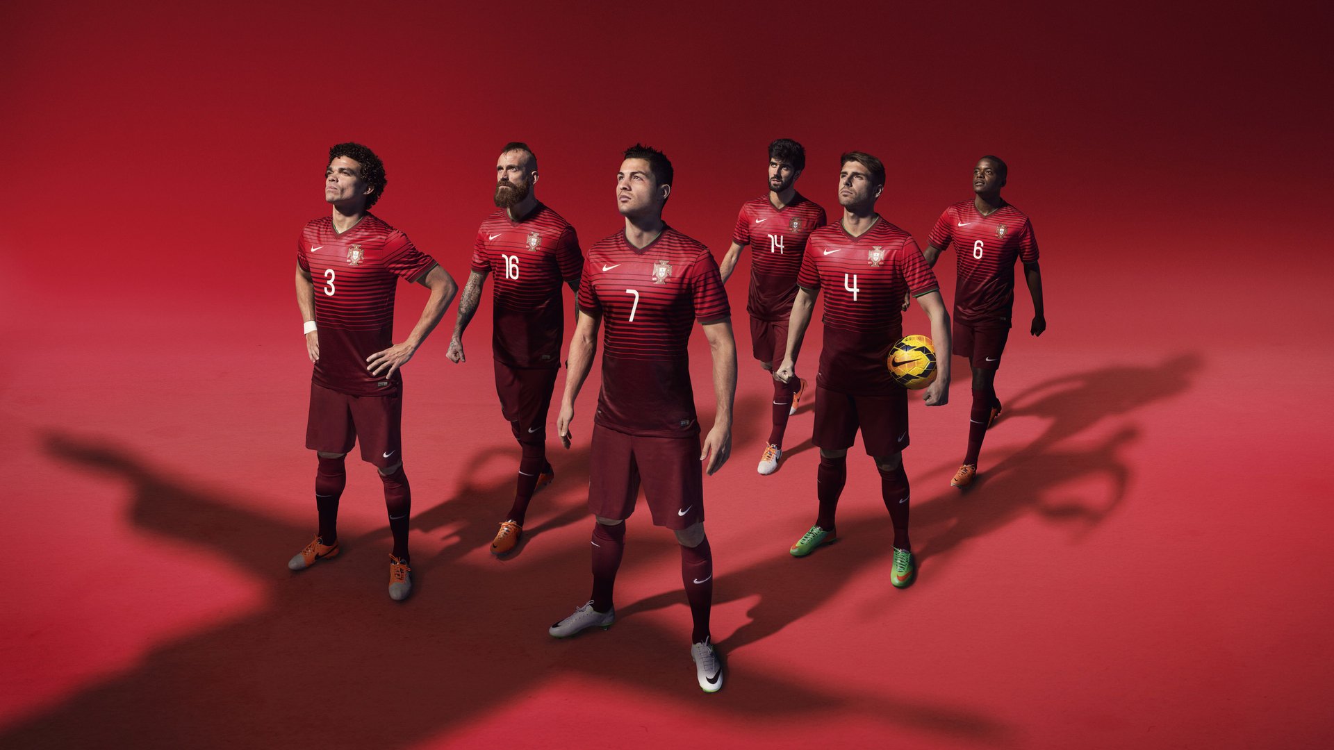 奥亚尔萨瓦尔点燃赛场，美国火力压制阿森纳